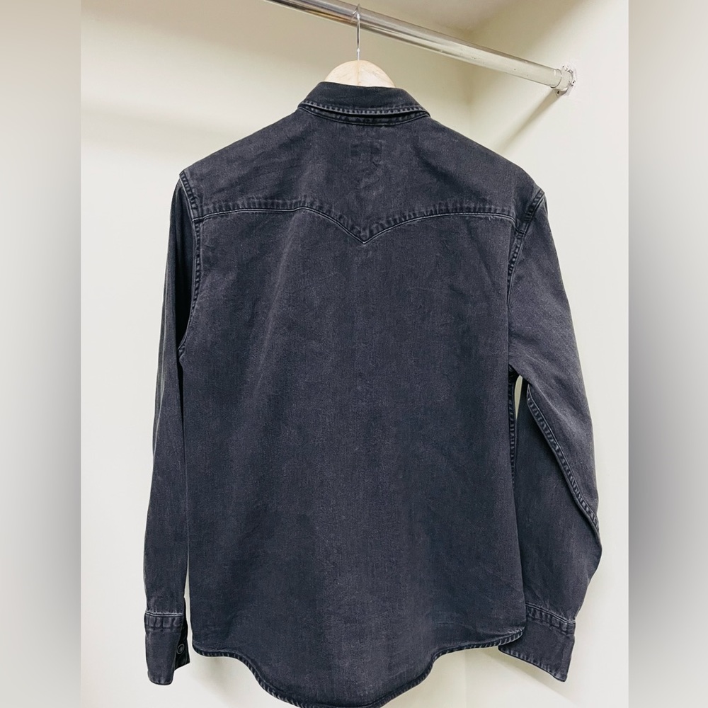 LEVI’S Authentic Charcoal black denim shirt for women’s - Picture 3 of 8